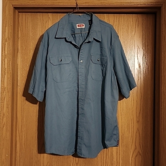 Wrangler Other - WRANGLER Men's Short Sleeve Shirt, Size XL